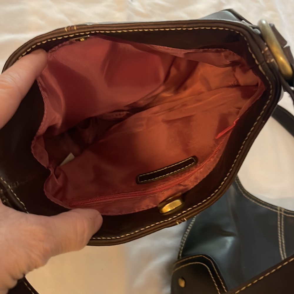 Lot of 2 Tommy Hilfiger shoulder Purses Brown & Black - Picture 4 of 7